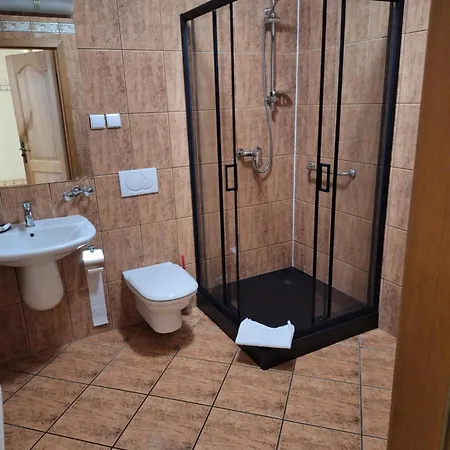 Malwa Hotel 2*
